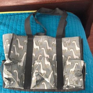 Zip top organizing utility tote